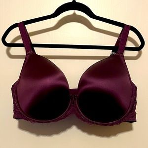 NWT Torrid Curve T-Shirt Bra Size 40DDD